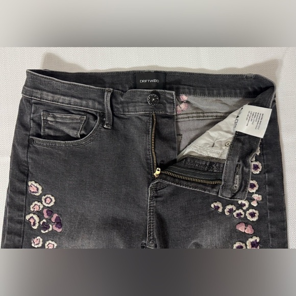 Driftwood Jeans Jackie Cherry Blossom Floral Embroidered Black Pink Size 26 - Picture 5 of 12